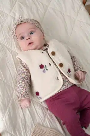 Teddy gilet met borduursels - Afternoon Tea